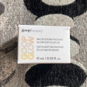 Goop Glow Microderm instant glow exfoliator